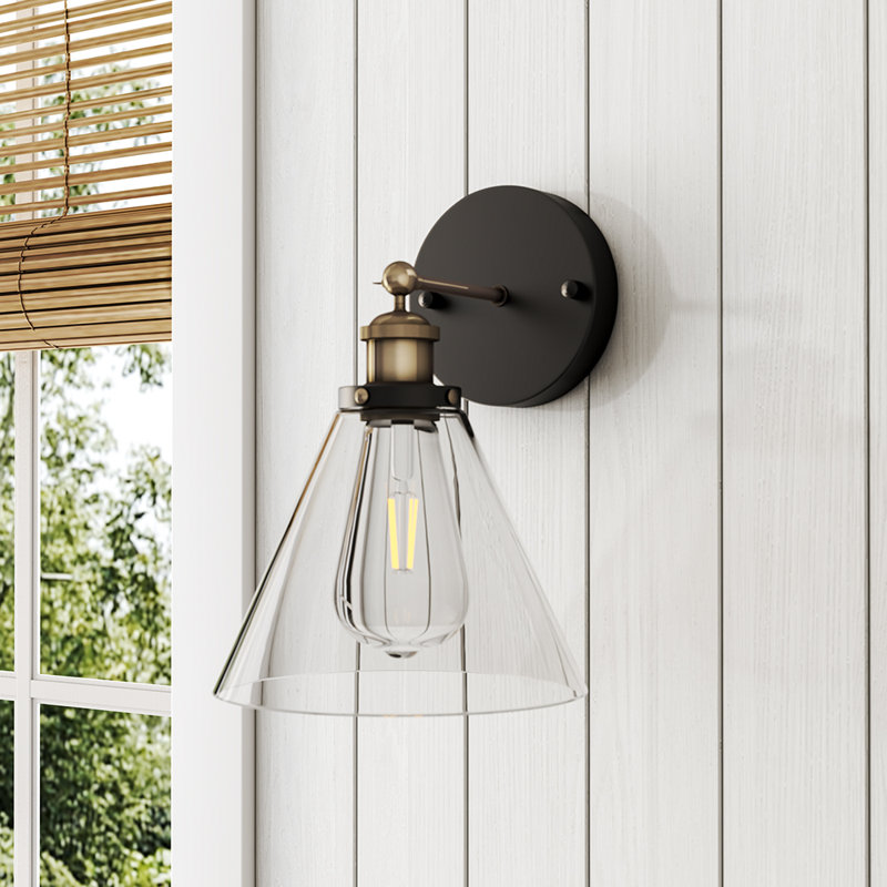 Zed Armed Sconce