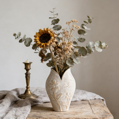 Vase décoratif en céramique blanche, joli petit vase à fleurs blanches pour la décoration intérieure, vases décoratifs en céramique de style bohème d'inspiration nordique moderne
