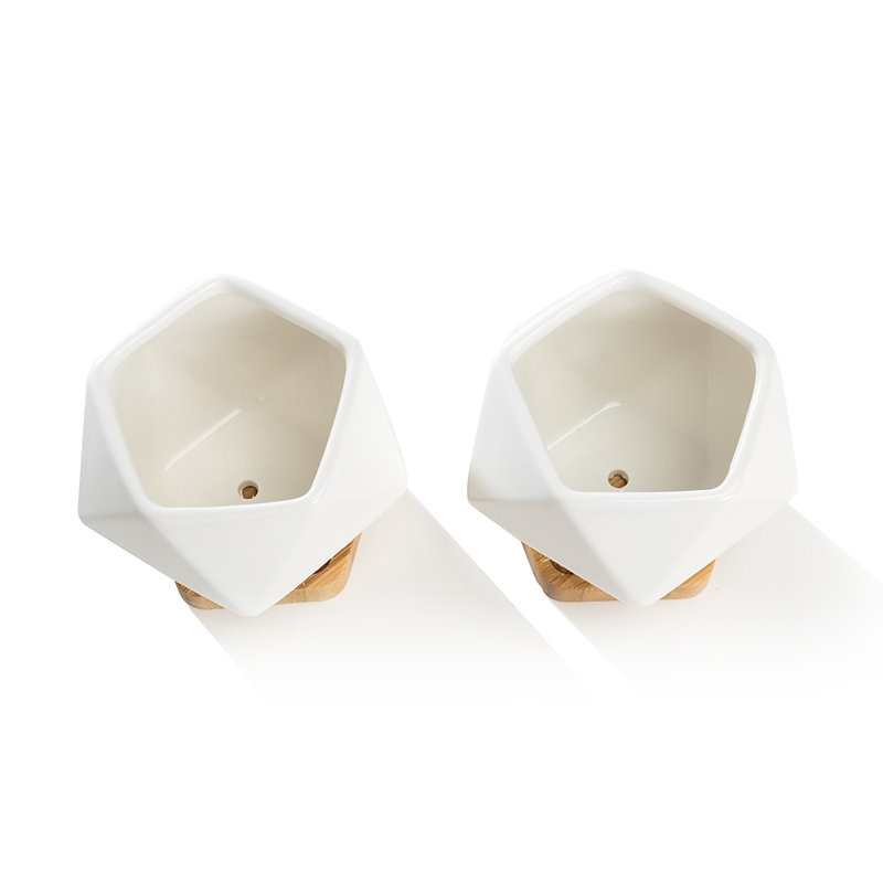 Pot de fleurs en céramique