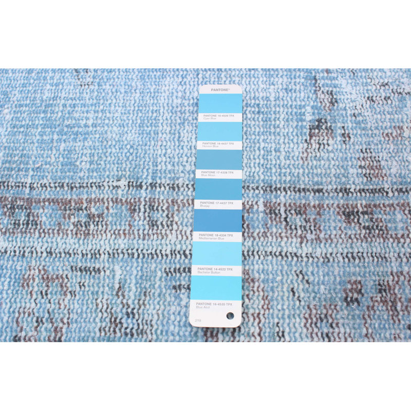 Tapis unique en laine noué à la main de style années 2000 de 5 pi 6 po x 8 pi 3 po Olisha