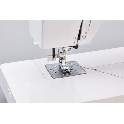 Sewing Machine 1522-dg