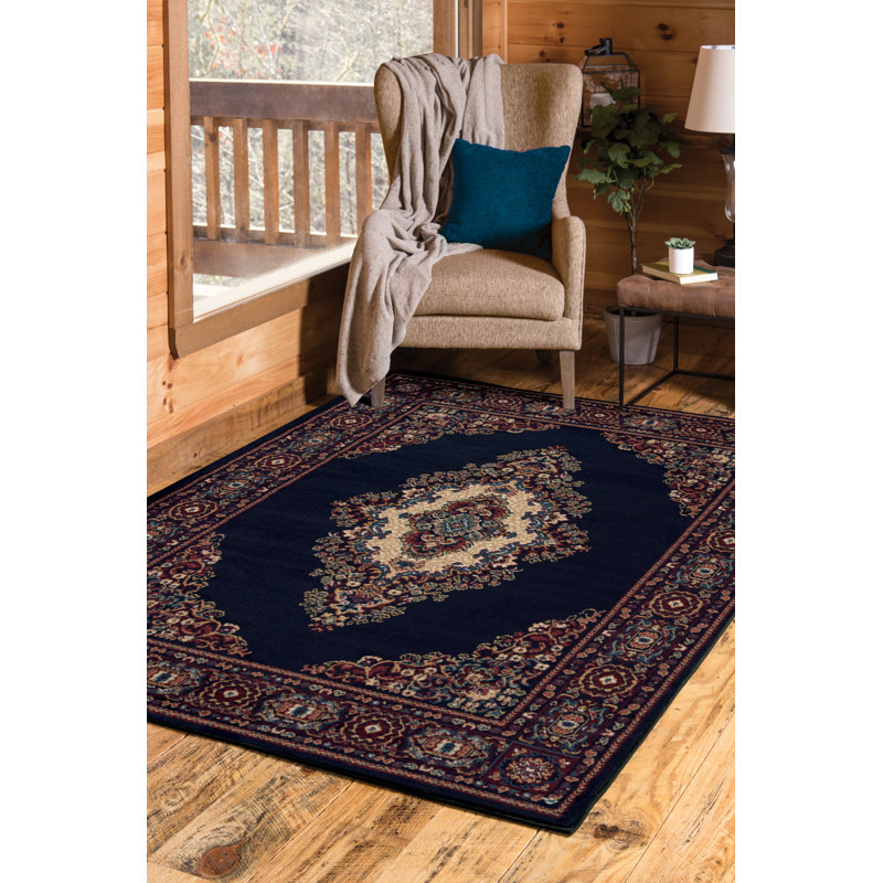 Tapis bleu marine à motif géométrique Argenta, 1 pi 10 po x 3 pi