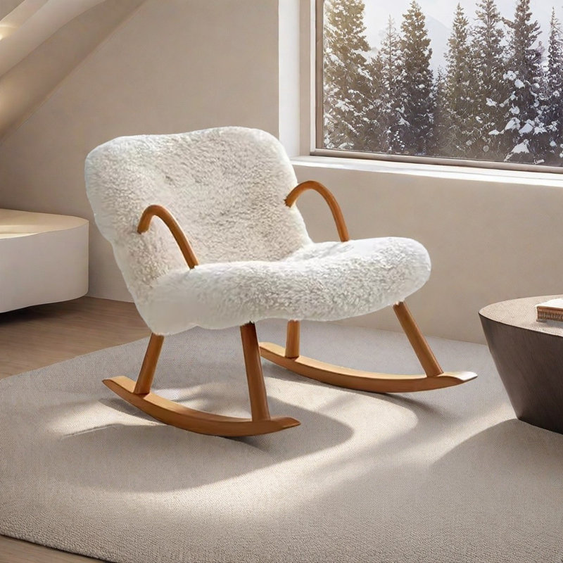Chaise berçante moderne et luxueuse