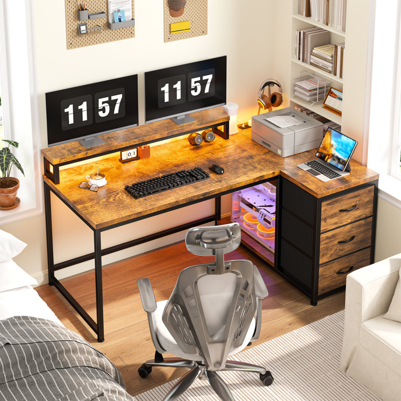 Petit bureau d'ordinateur en L avec 3 tiroirs, lumières à DEL, prise de courant et support pour écran, Brun / Noir