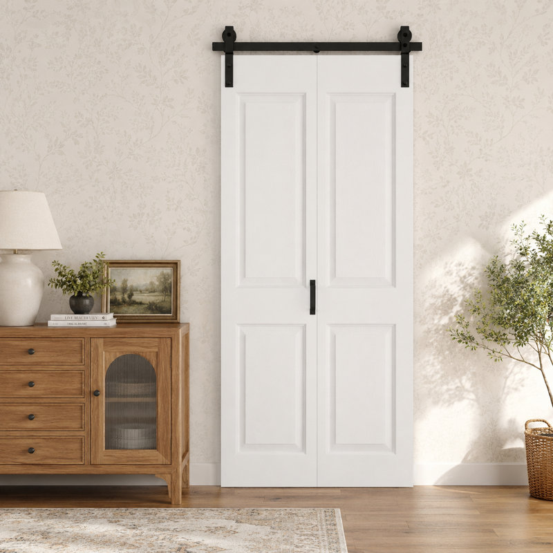 Porte de grange pliante à 4 panneaux, âme creuse, 91,4 cm x 213,4 cm, avec quincaillerie incluse, panneaux de porte préassemblés (idéale pour les placards, garde-manger, buanderies, salles de bains et autres petites pièces).