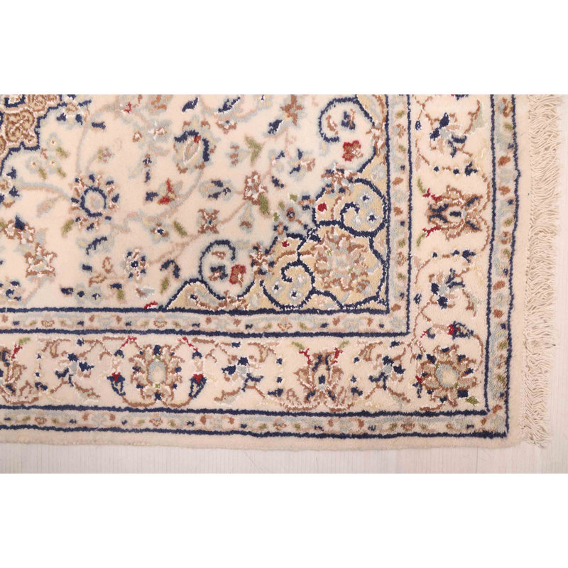 Tapis crème Nain 2 pi 9 po x 14 pi 3 po