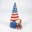 Jim Shore, gnome patriotique de Heartwood Creek, tenant un feu d'artifice, Figuine, 7,5 po