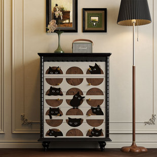 Une armoire coupe-vent luxueuse de style moyen