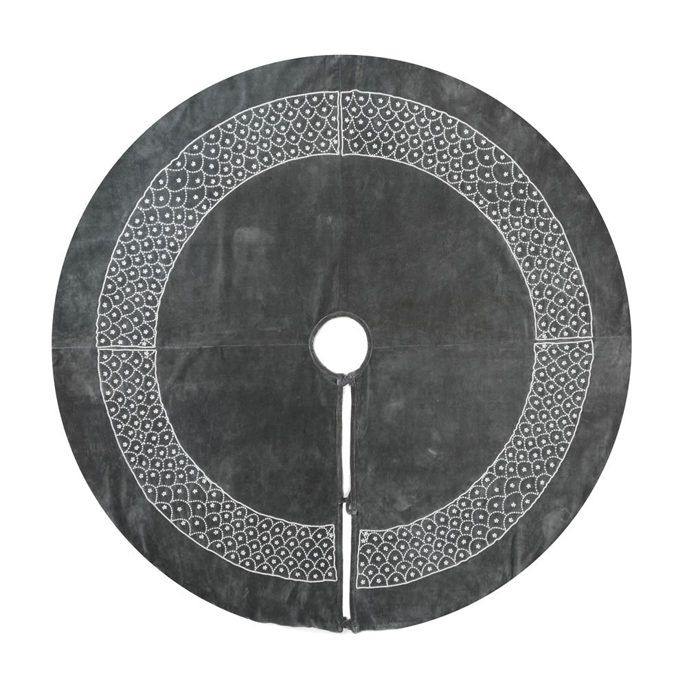 Solid Color Velvet Tree Skirt House of Hampton®