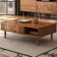 Table basse vintage en bois massif sculpté