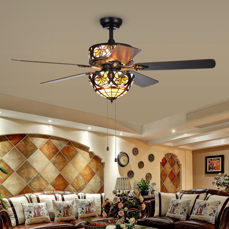 Ventilateur de plafond standard à 5 pales de 15 po avec chaînette et ensemble d’éclairage inclus Cerny