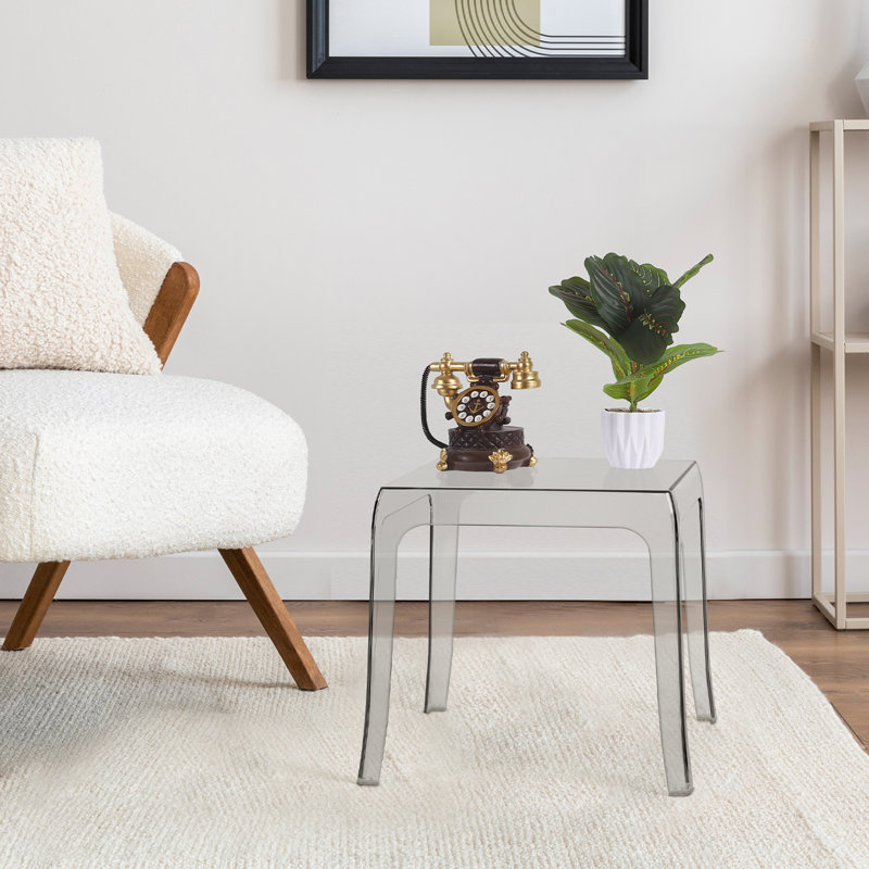 Table basse en acylique