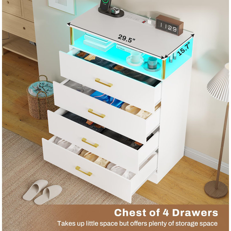 Jahlisa 29.5'' W 4 - Drawer Dresser, White/Gold