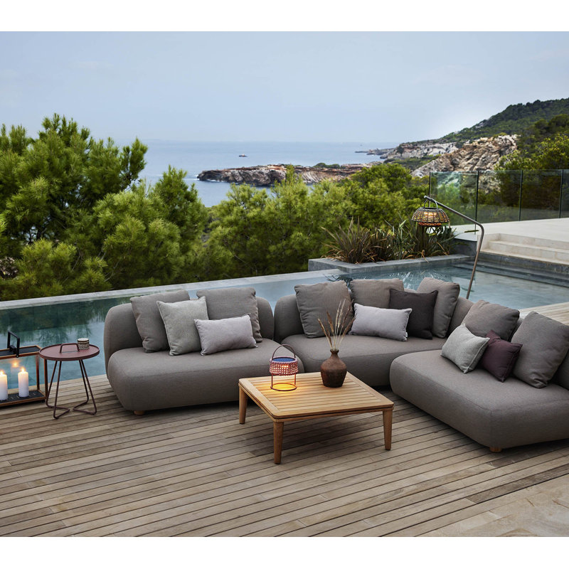 Capture Corner Sofa W/Table