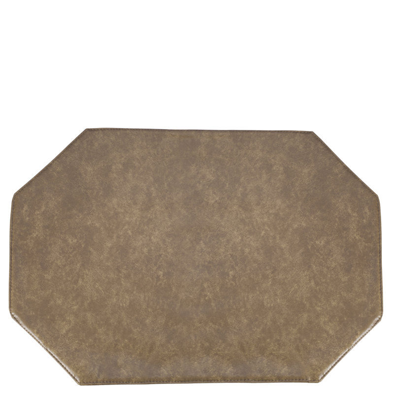 Hartlyn Vinyl Placemat, Camel