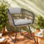 Ensemble de chaises de patio confortables en osier beige avec coussins, pour le jardin et la piscine