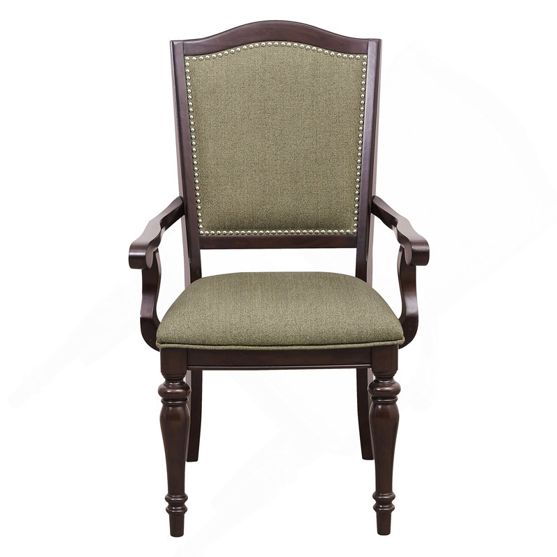 Ensemble de 2 fauteuils en cerisier foncé avec garniture cloutée et accoudoirs en bois