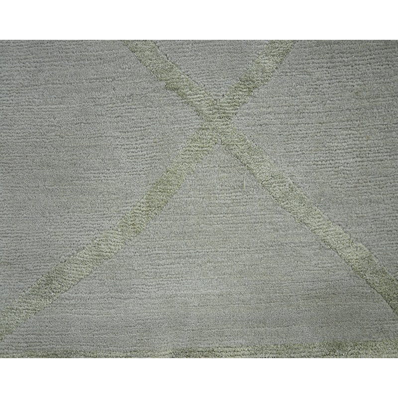 Curving Area Rug in Gray