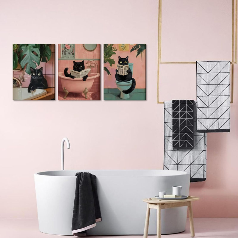 Drôle de chat rose dans la salle de bain, ensemble de 3 peintures murales de salle de bain chat mignon