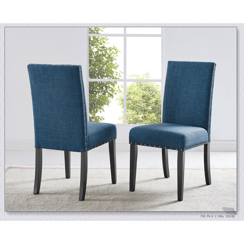 Ensemble de 2 chaises de salle à manger Biony en tissu avec garniture cloutée, bleues, confortables et élégantes, Bleu