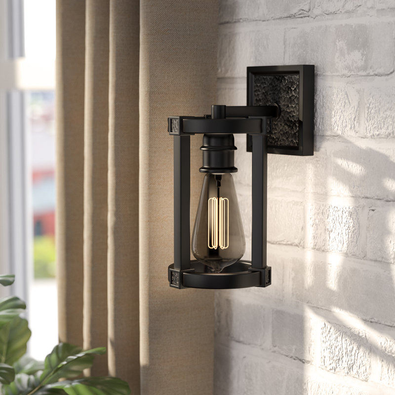 Jeromy Armed Sconce