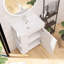 Meuble-lavabo à motif ondulé avec lavabo en céramique et rangement latéral-715047371