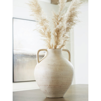 Vase Horn
