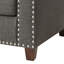 Chaise à accoudoirs évasés avec coussins décoratifs