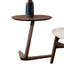 Fauteuil à oreilles et table d'appoint de style Mid-Century moderne, fabriqué en bois massif d'ingénierie, motif beige noyer