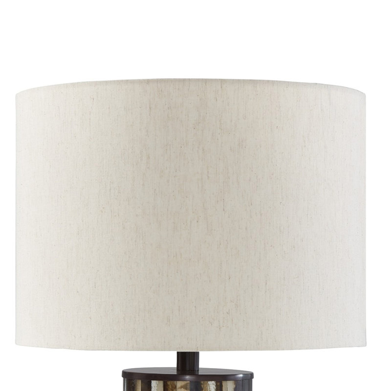 Tayleah Resin Table Lamp