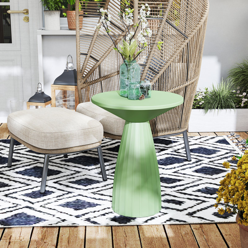 Small Patio Side Table, Metal Outdoor Side Table No Assembly, Green