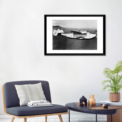 «1930s-1940s Pan American Clipper Flying Boat Air plane in Flight», reproduction de photo sur toile tendue