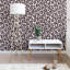 Rouleau de papier peint autocollant à peindre L 96 pi x 24 po Avenie Leopard