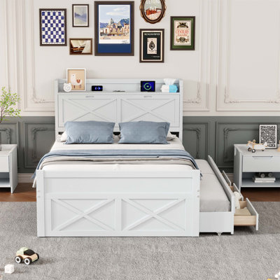 Lit double en bois avec rangement et tête de lit équipée, parfait pour un repos confortable et de l'espace - Sauver la vie