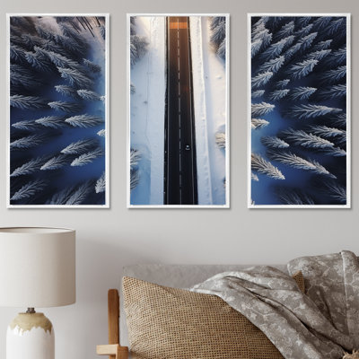 Endless Road Into Winter Forest I - Art mural mural