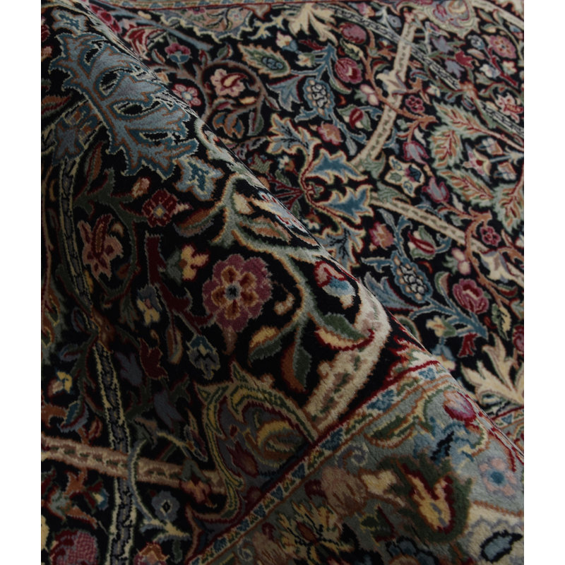 Tapis traditionnel en laine noué à la main