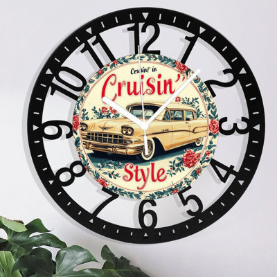 Horloge murale en métal pour le salon - Voiture rétro de style croisières et roses silencieuses de 10 po, à piles, horloges antiques pour maison de campagne, chambre à coucher, cuisine - chiffres arabes