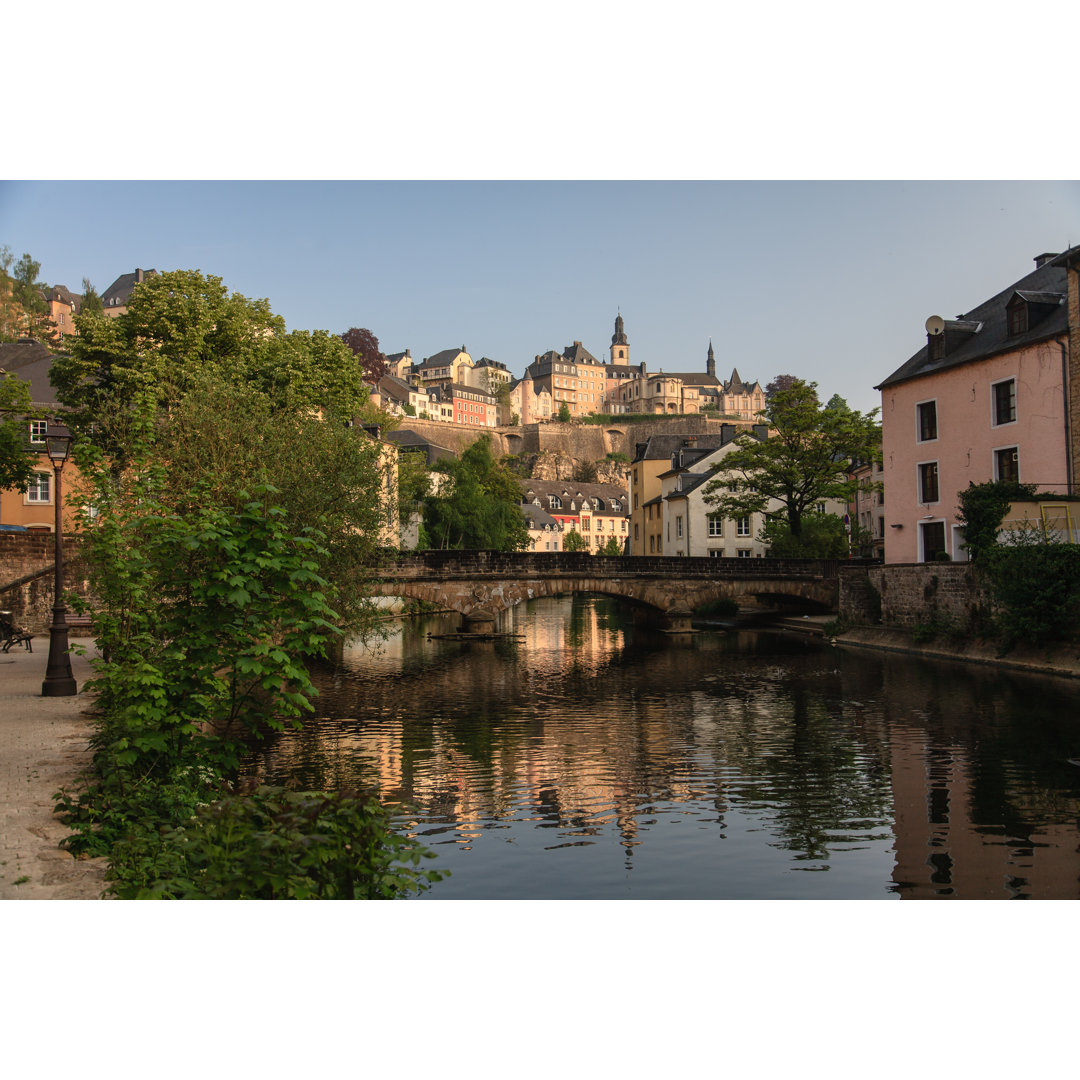 Alzette River - Kunstdrucke auf Segeltuch