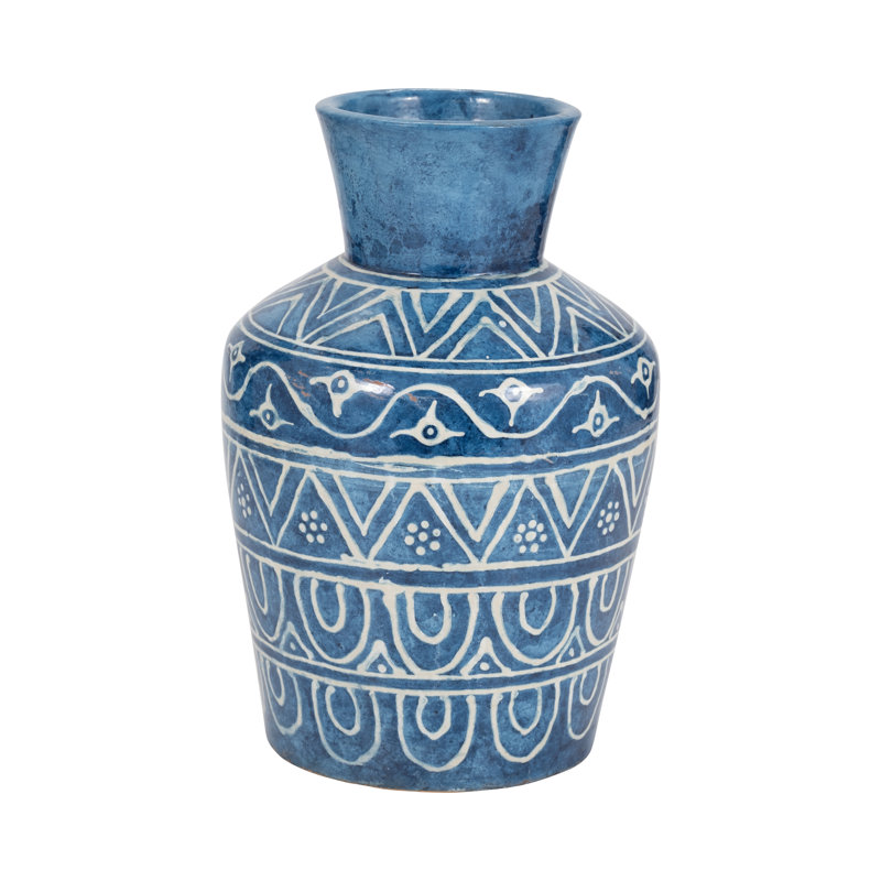 Vase en terre cuite fabriqué à la main avec col évasé et détails gravés - vasque artisanale décorative en céramique pour intérieurs modernes et d'inspiration mondiale