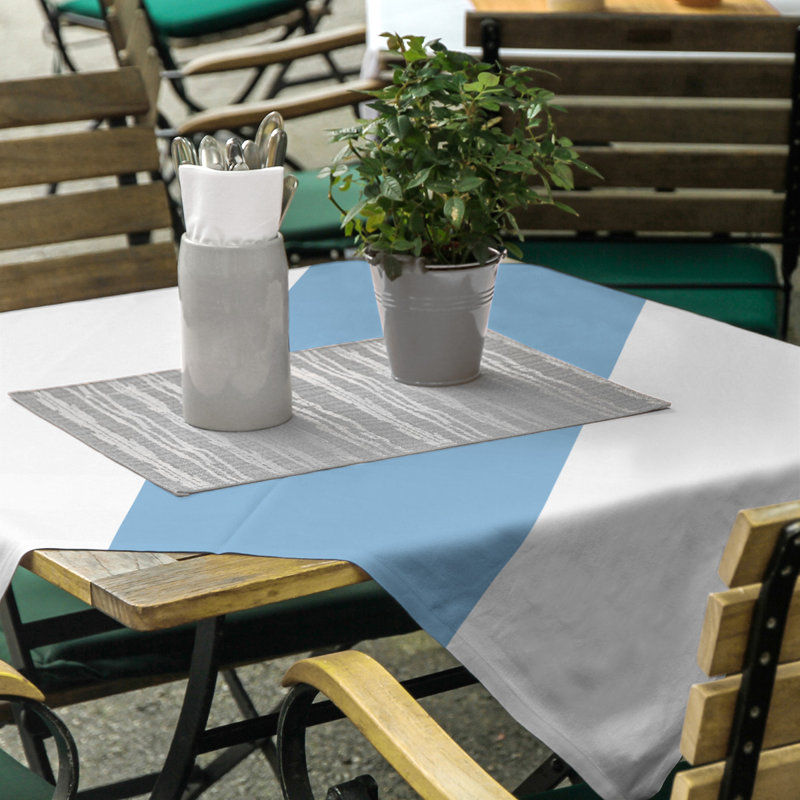 Nappe en mélange de coton rayé de Caroline du Nord, Blanc / bleu bébé / blanc