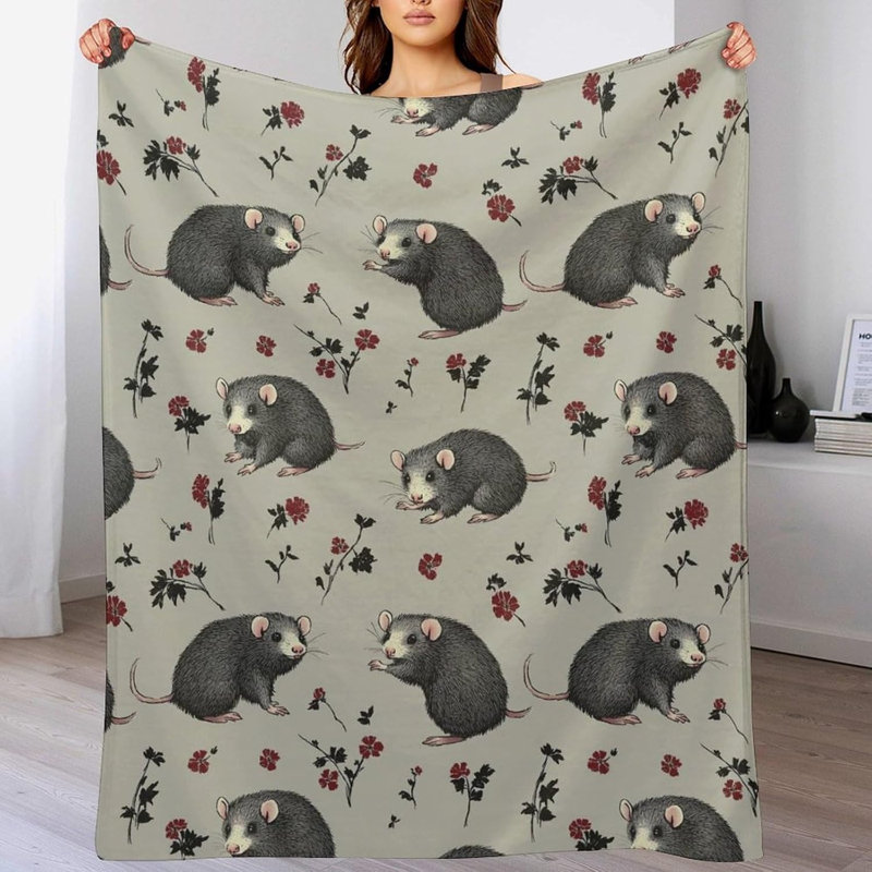 Couverture Opossum, 101,6 x 127 cm, L 9,84 po x l 11,84 po