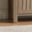 Armoire à chaussures armoire de rangement pour le hall d'entrée avec deux portes à lattes ventilées de style lattes Poignée en métal à quatre tablettes couleur taupe foncé