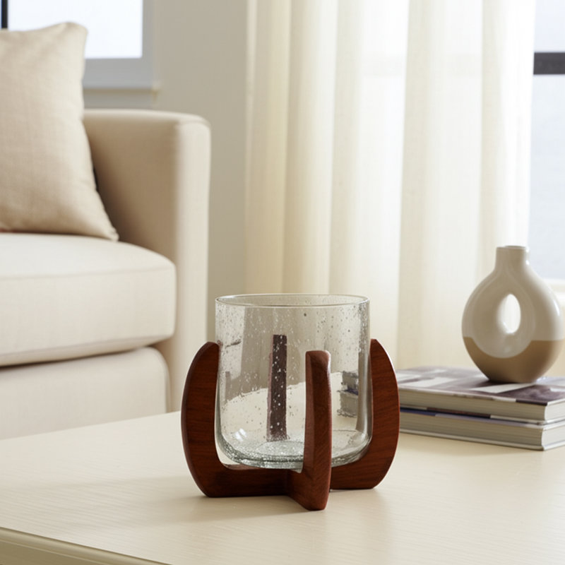 Porte-bougie décoratif en verre Zeppelin Hurricane avec base en bois, H 7 po x l 8 po x P 8 po