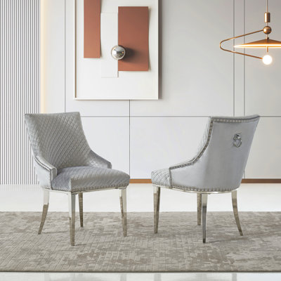 Chaise d'appoint rembourrée en velours gris Huberta