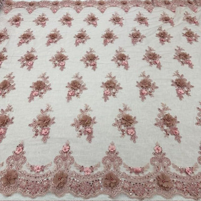 Dentelle florale 3D perlée de luxe rose poudré, vendue au mètre, 140 cm de large, maille ornée de perles et de perles de rocaille pour robes de mariée et voiles - Valentina Textile Inc.