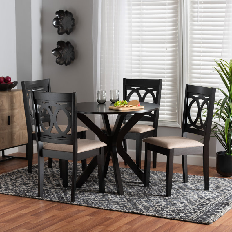 Ensemble repas pour 4 personnes Newtown