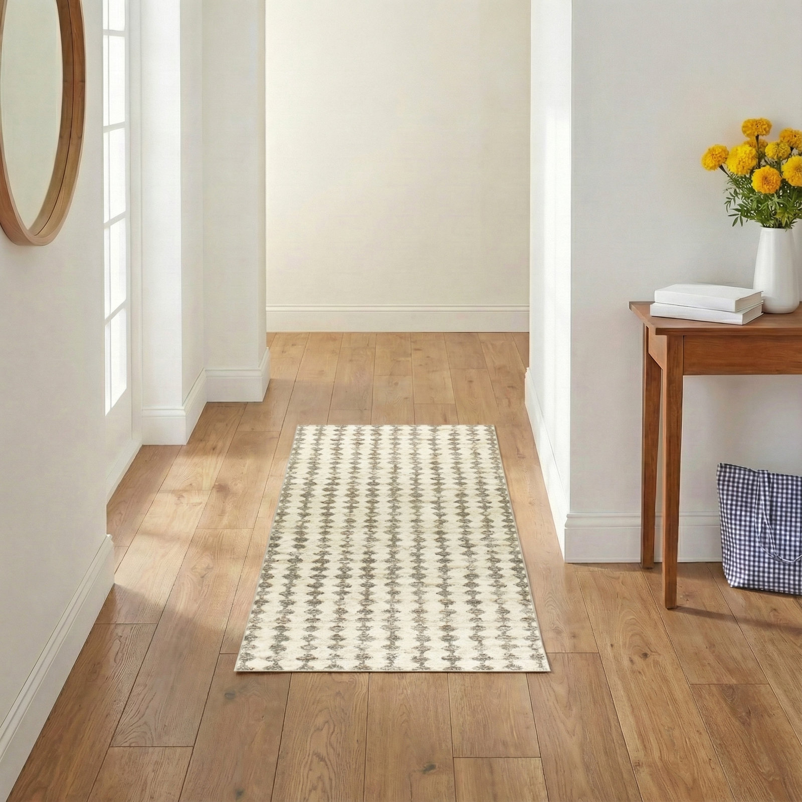 Izzy Grey Machine Washable Rug, Runner 2'6" x 8'