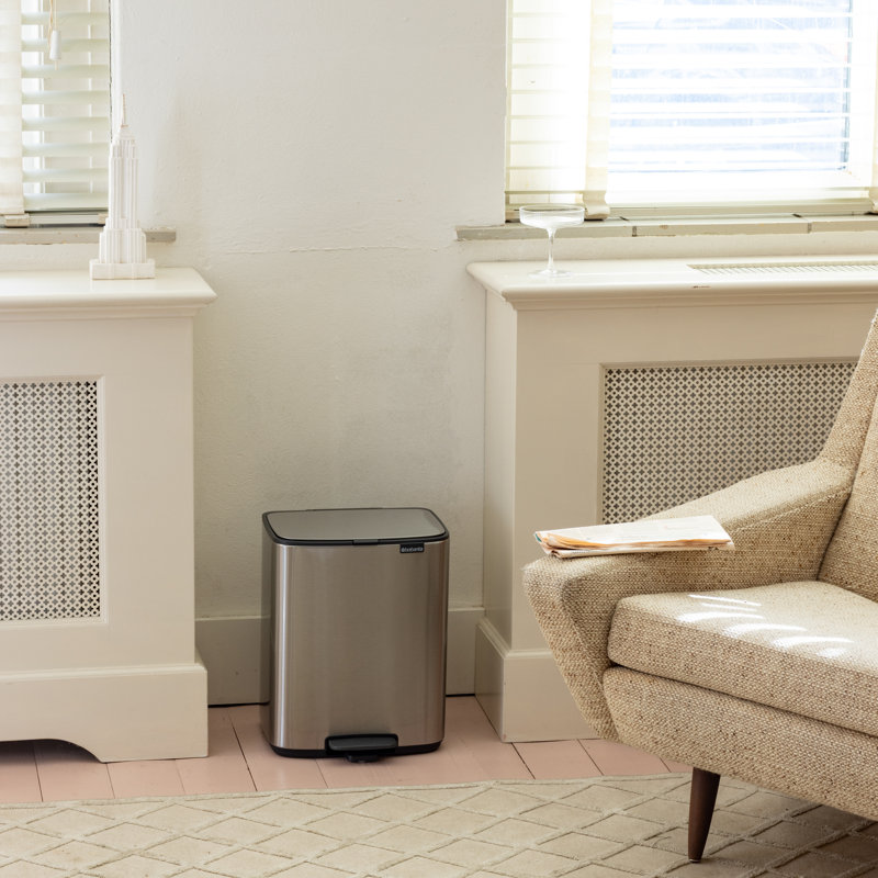 Brabantia Bo Pedal Bin, Matt Steel Fingerprint Proof, 12 L, 36.9cm H x 29.2cm W x 26.3cm D