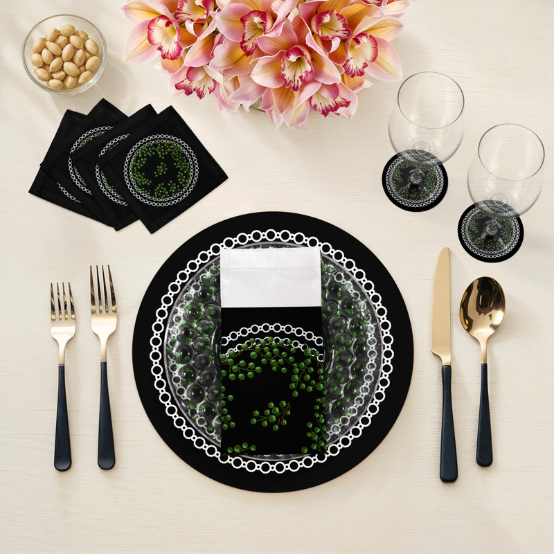Christmas Berries Vegan Leather Round Pebble Placemat, Green Black