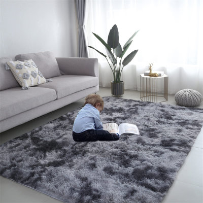 Aubrilyn Synthetic 160cm X 230cm Area Rug